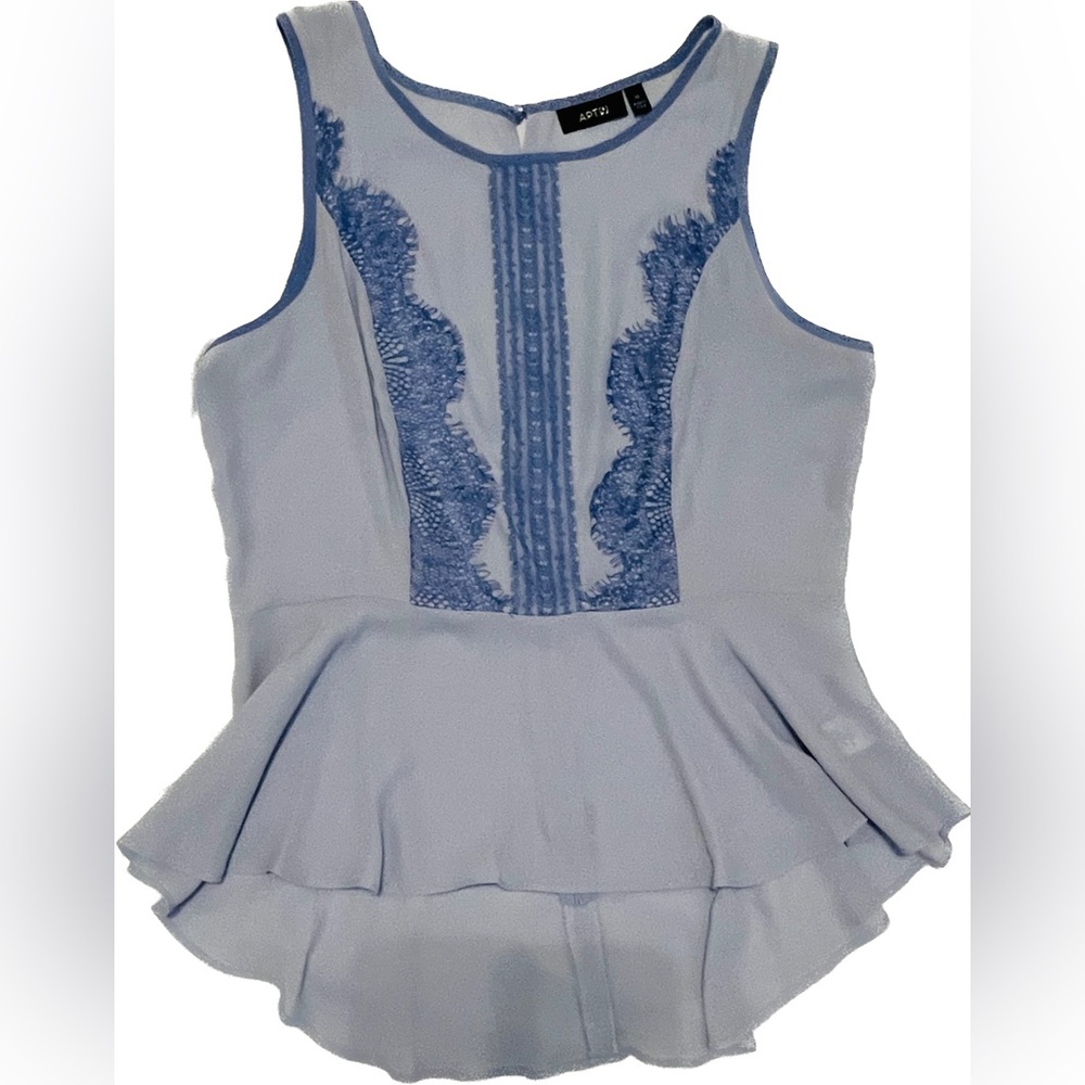 Ladies APT 9 Periwinkle Sleeveless Hi Low Peplum Blouse SZ M EUC